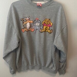 DISNEY Vintage Winnie The Pooh Gray XXL Crew Neck Sweatshirt